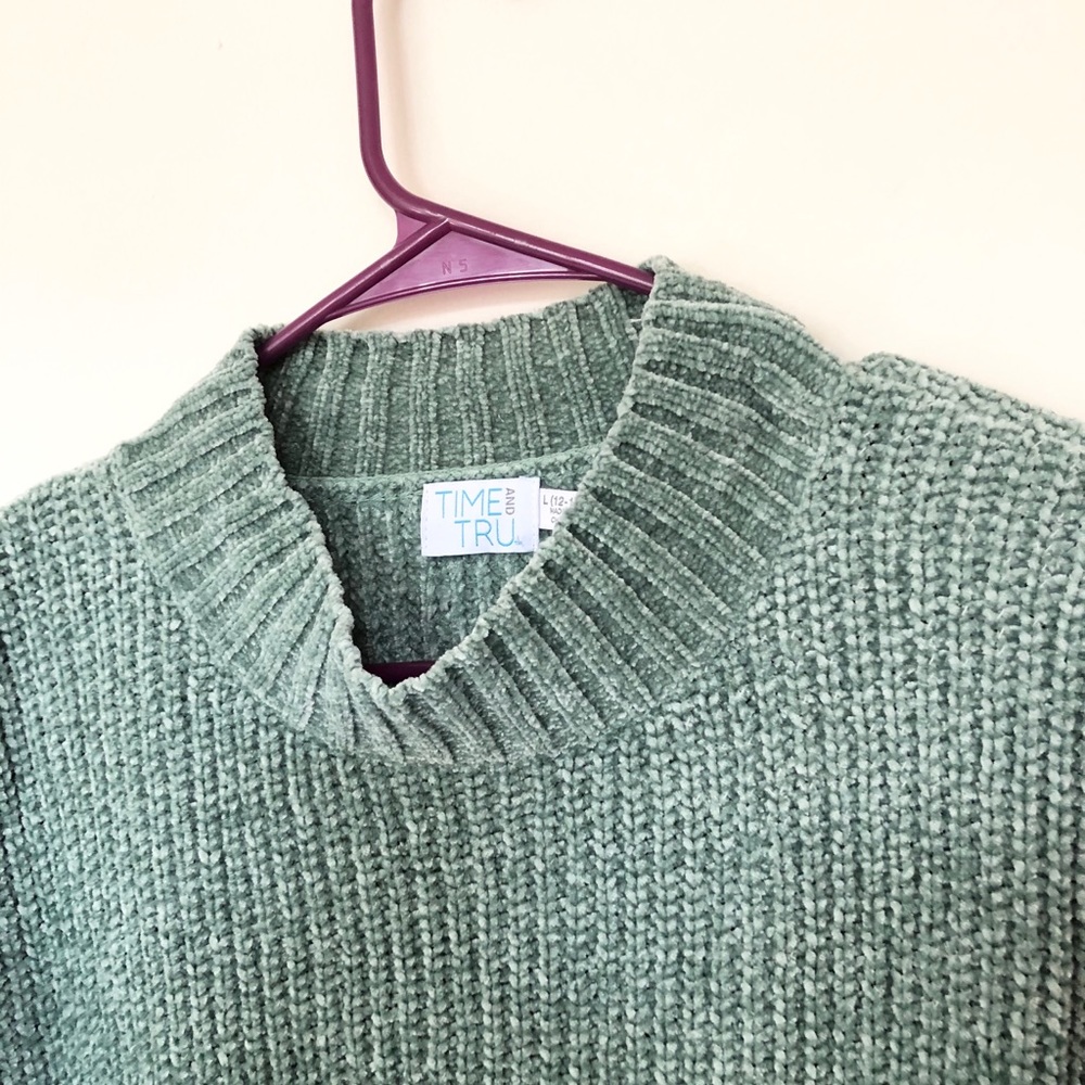 Sweater - Picture 3 of 3
